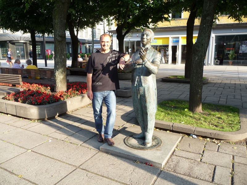 P1050460.jpg