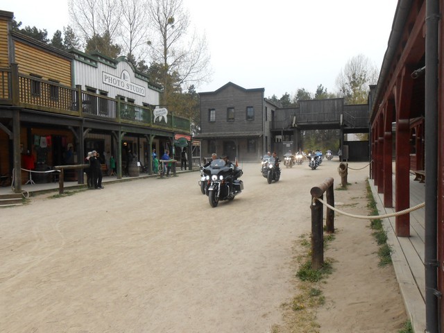 Auftaktfahrt nach Templin mit dem Mecklenburg Chapter Schwerin 55.jpg -           