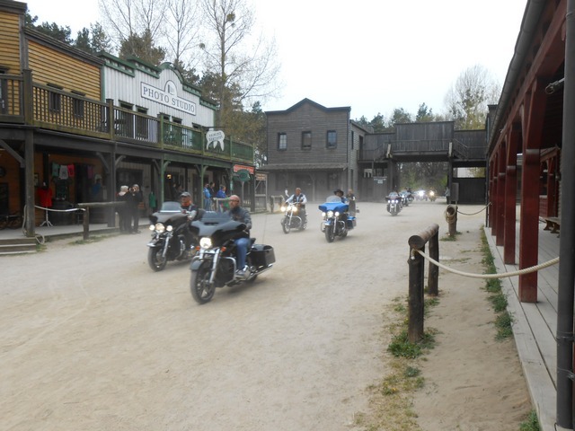 Auftaktfahrt nach Templin mit dem Mecklenburg Chapter Schwerin 57.jpg -           