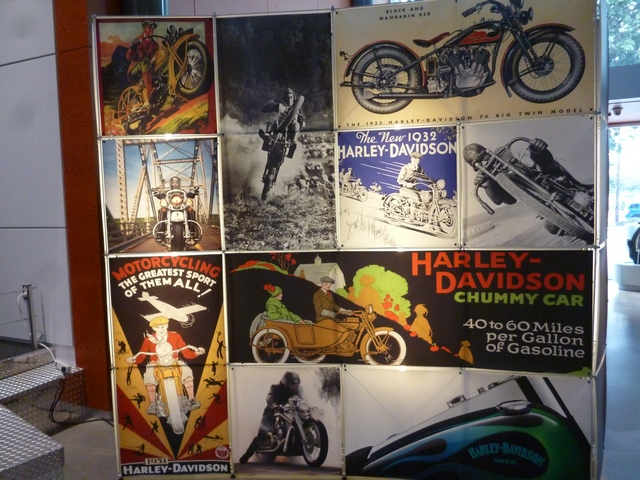 55 Vancouver, Harley-Museum.jpg